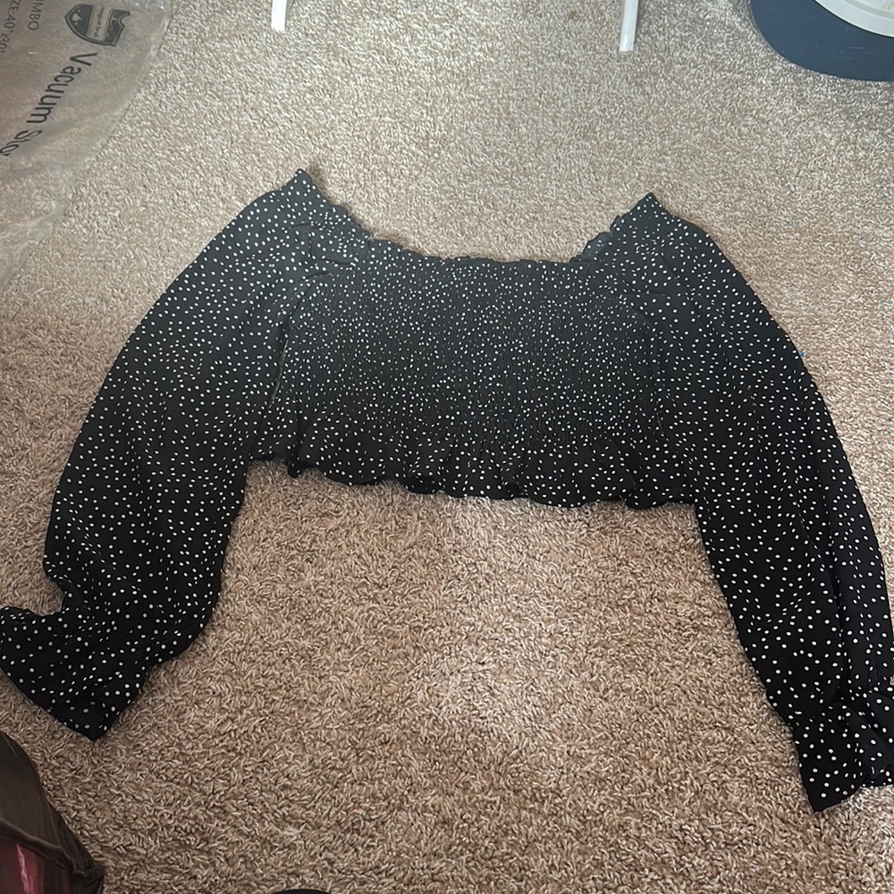Puff sleeve long sleeve top
